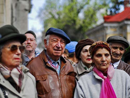 Vârsta de pensionare pentru femei şi bărbaţi va fi de 65 de ani Poza 97949