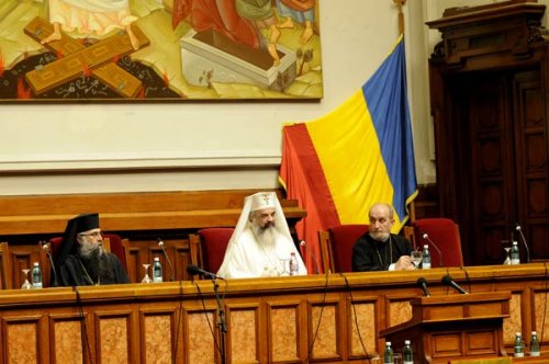 Preoţii din Capitală şi din judeţul Ilfov, în conferinţă despre Crezul ortodox Poza 98278