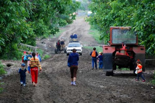 Glăvăneşti, satul uitat de autorităţi Poza 98465