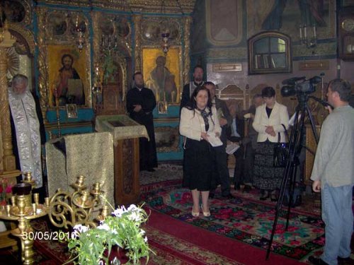 Întâlniri duminicale la Biserica „Sf. Haralambie“ din Târgu Neamţ Poza 98456