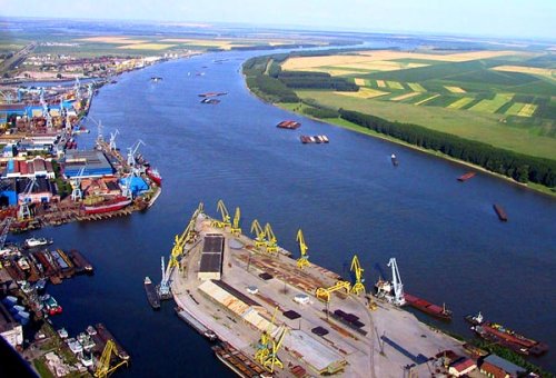 Dunărea, „crucială“ pentru stimularea economiei în estul Europei Poza 98609