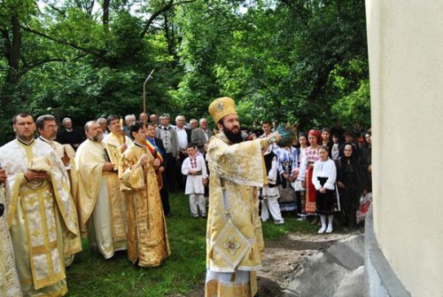 Urcuş duhovnicesc la hramul Schitului Bogâltin Poza 98901