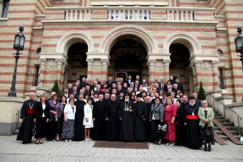 30 de ani de la absolvirea Facultăţii de Teologie din Sibiu Poza 99057