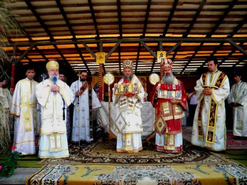 Cinstirea celor mai vechi sfinţi din România Poza 99085