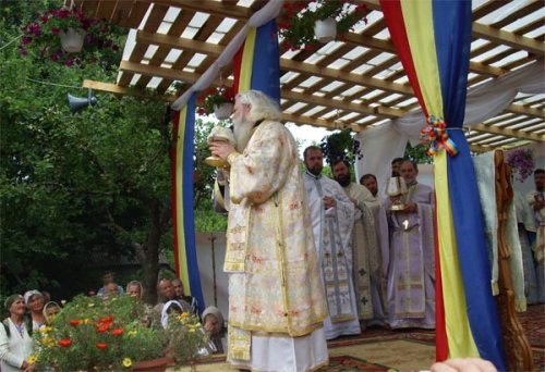 Resfinţirea bisericii parohiei Corni, Protopopiatul Piatra Neamţ Poza 99240