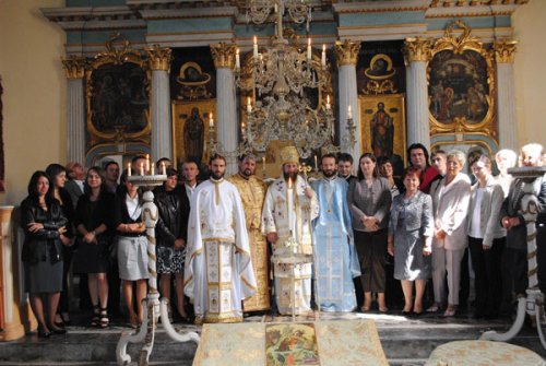 Vizită românească la Paraclisul episcopal din Bichiş, Ungaria Poza 100077