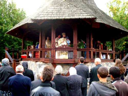 Popas de rugăciune la Mănăstirea Voivozi Poza 100212