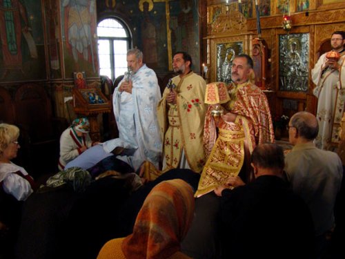 Sfântul Corneliu Sutaşul, sărbătorit la Parohia Balta Albă Poza 100222