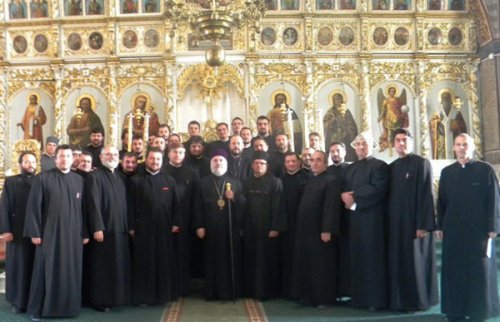 Conferinţe preoţeşti în protoieriile Tulcea şi Niculiţel Poza 100450