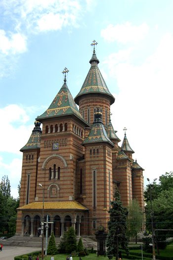 64 de ani de la târnosirea Catedralei din Timişoara Poza 100693