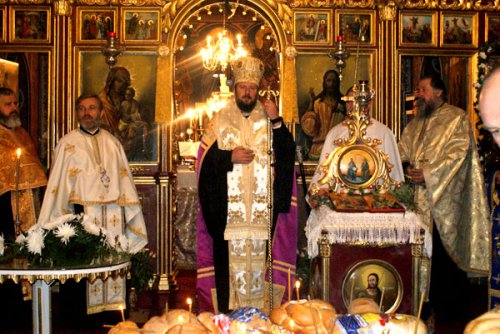 Bisericile Sfintei Parascheva din Moldova Poza 100899