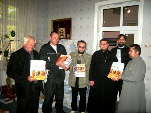 Ajutor pentru Mitropolia Basarabiei din partea Patriarhiei Române Poza 100996
