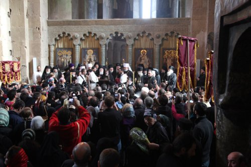 IPS Laurenţiu, la sărbătoarea Catedralei Svetitskhoveli Poza 101063