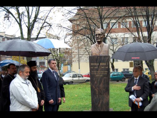 Dezvelirea bustului regelui Mihai Poza 101565