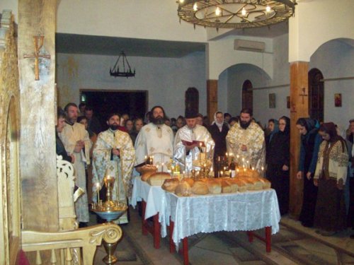 Hramul capelei Facultăţii de Teologie „Ilarion Felea“ din Arad Poza 101631