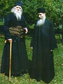 Parastas pentru părintele Cleopa la Mănăstirea Sihăstria Poza 102056