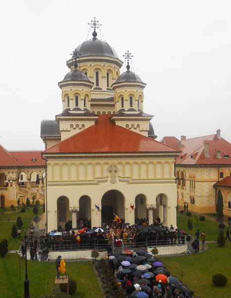 Sărbătoarea românilor la Alba Iulia Poza 102080