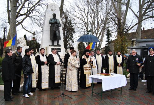 Ziua Naţională a României, sărbătorită la Caransebeş Poza 102086