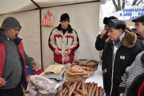 ECOagrIS a revenit la Iaşi cu produse specifice Crăciunului Poza 102479