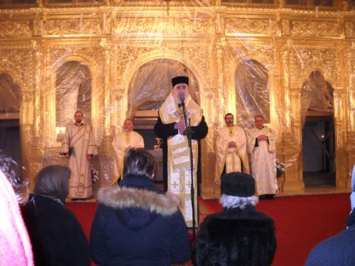 Evenimente la intrarea în noul an în Arhiepiscopia Aradului Poza 102712