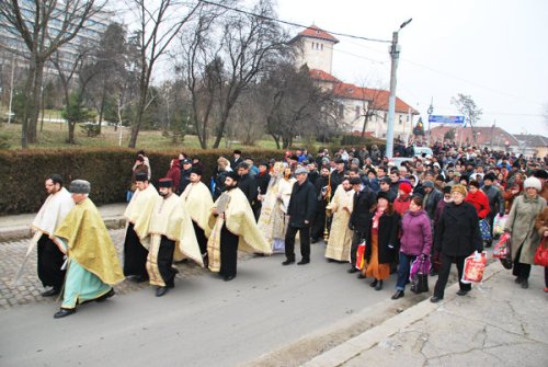 Praznicul Bobotezei pe malul Dunării, la Severin Poza 102829