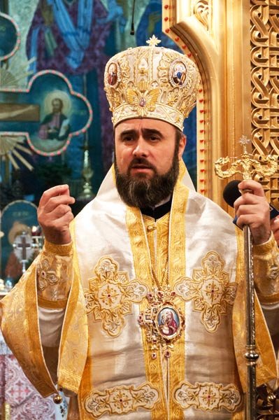Preasfinţitul Părinte Ciprian Câmpineanul a slujit ieri la Catedrala patriarhală Poza 102814