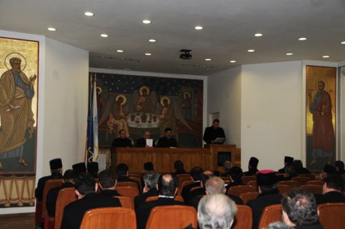 Dezbateri despre indiferentismul religios Poza 102915