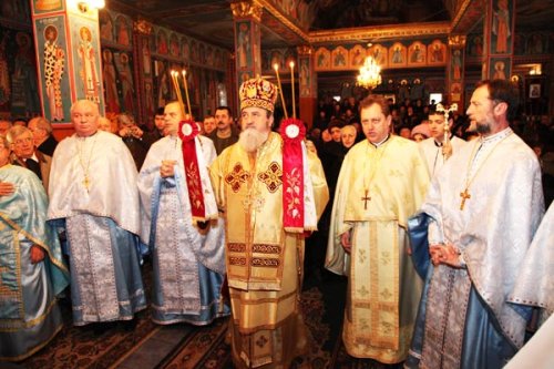 Sărbătoare la Biserica „Sfântul Antonie“ Poza 102998