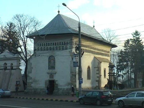 Liturghie arhierească în Biserica „Învierea Domnului“ din Suceava Poza 103033