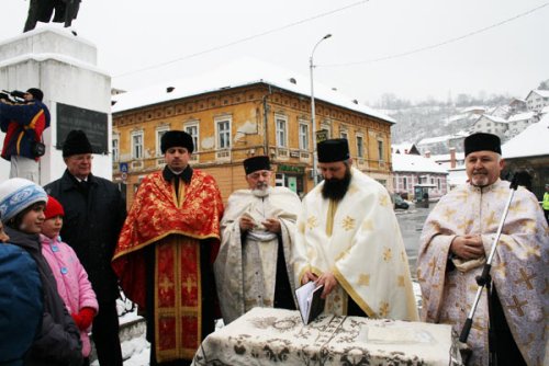 Unirea Principatelor, sărbătorită în Şcheii Braşovului Poza 103187