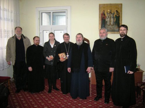 Creştini ortodocşi din America primiţi de Mitropolitul Basarabiei Poza 103219