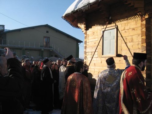 Sfinţire de biserică la Curtea de Argeş Poza 103297