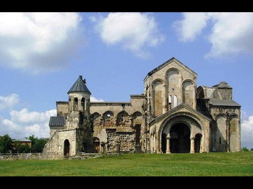 Bisericile Georgiei necesită reparaţii Poza 103741