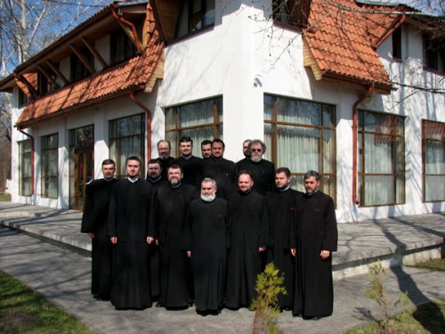 Proiectul „Alege şcoala!“ în Arhiepiscopia Dunării de Jos Poza 104435