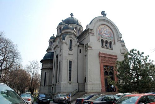 Liturghie arhierească la „Madona Dudu“ Poza 104561