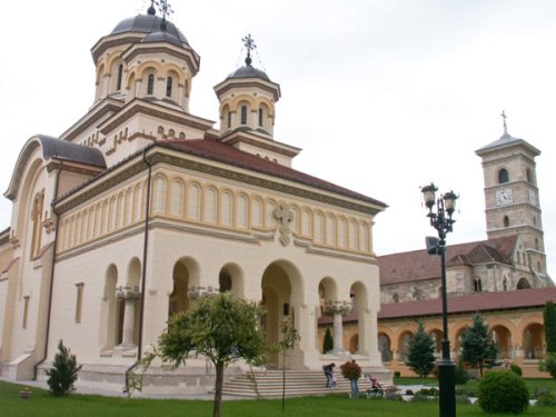 Congres al tinerilor basarabeni la Alba Iulia Poza 104578