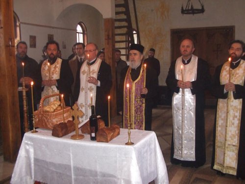Preotul martir Ilarion Felea, pomenit la Facultatea de Teologie din Arad Poza 104572