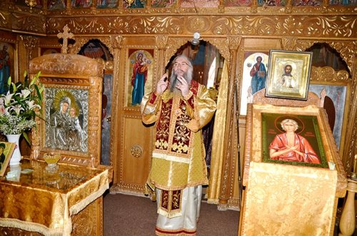 Liturghie arhierească la Mănăstirea Gura Motrului Poza 104948