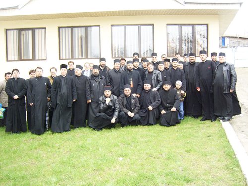 Şedinţe preoţeşti în şase protopopiate din MMB Poza 105021