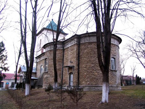 Lăcaşul unde a fost botezat istoricul A.D. Xenopol Poza 105315