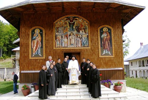 Cântări psaltice la Mănăstirea Dejani Poza 105804