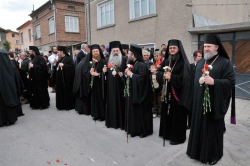 Sfinţii din Batak, sărbătoriţi prima dată în Biserica Bulgară Poza 105779