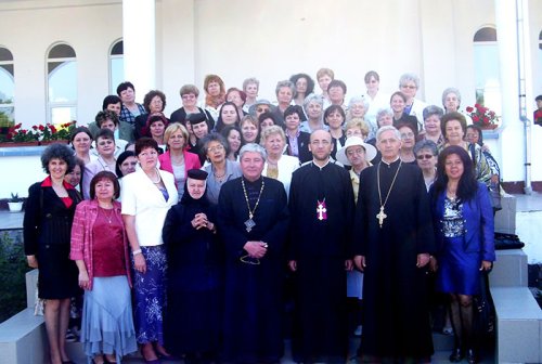 Întâlnirea organizaţiilor de femei ortodoxe la Oradea Poza 106072