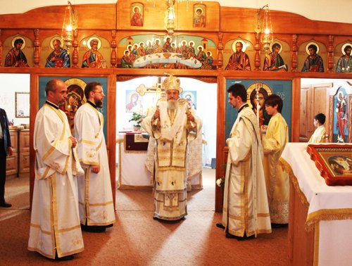 Liturghie arhierească şi sfinţire de troiţă la Sibiu Poza 106096