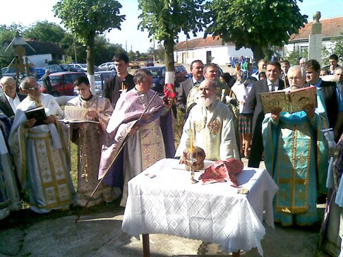 Sfinţire de biserică în Protopopiatul Ineu, Arad Poza 106965