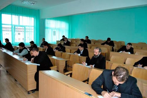 Admitere la Facultatea de Teologie din Caransebeş Poza 107105