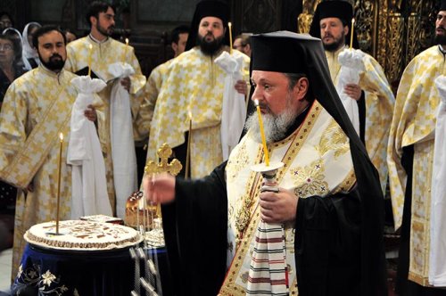 Patriarhii Iustin şi Teoctist, în amintirea Bisericii Poza 107576