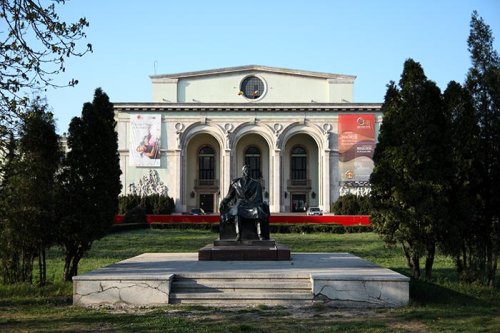 Opera „Lohengrin“ de Wagner, în premieră la Opera Naţională Poza 108294