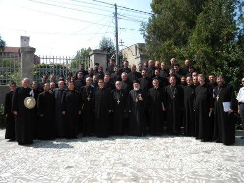 Conferinţă preoţească lunară la Tulcea Poza 108410
