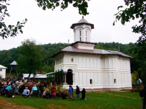 Bucurie duhovnicească în Arhiepiscopia Craiovei Poza 108454